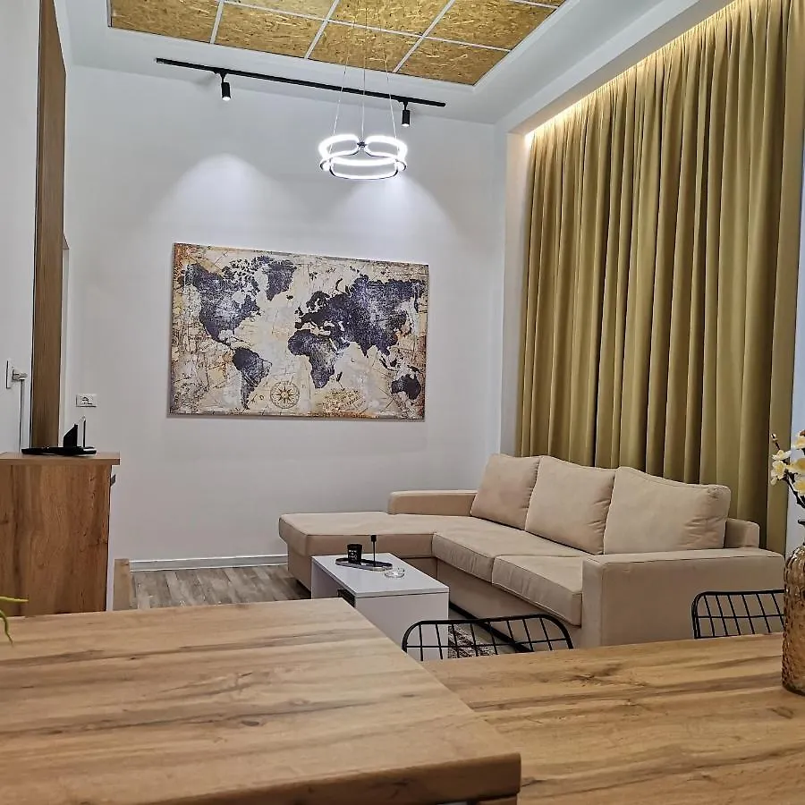 New Modern Apartment In The Center Of ティラナ アルバニア
